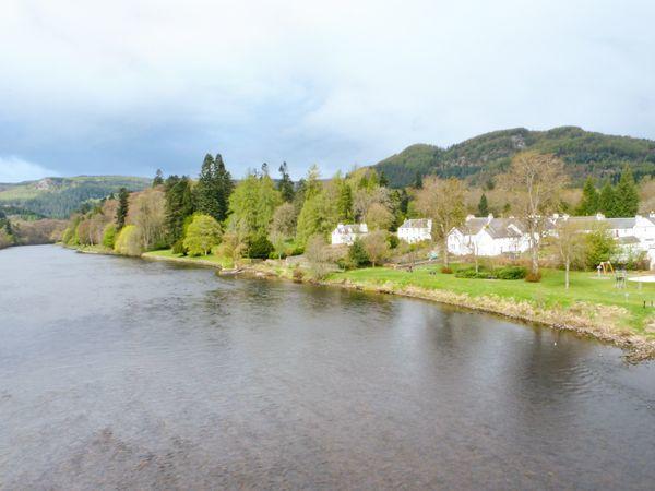 8 Cathedral Street Appartement Dunkeld Buitenkant foto